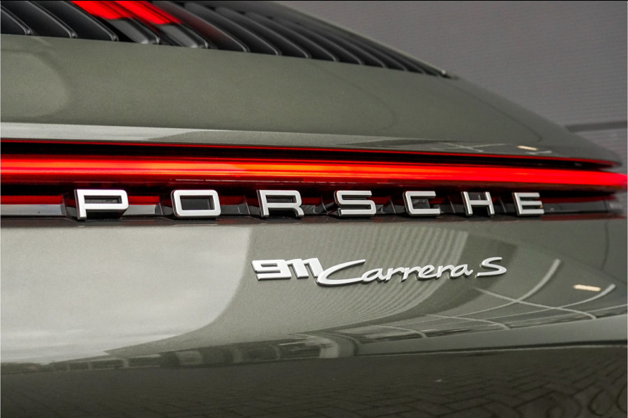 Porsche 911 3.0 Carrera S Pano Bose Sportuitlaat Aventurin Gruen