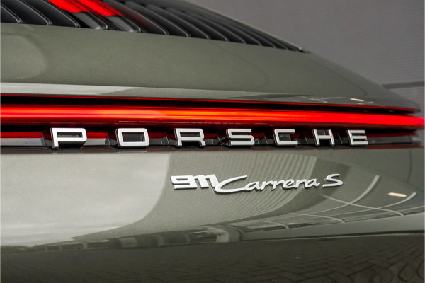 Porsche 911 3.0 Carrera S Pano Bose Sportuitlaat Aventurin Gruen