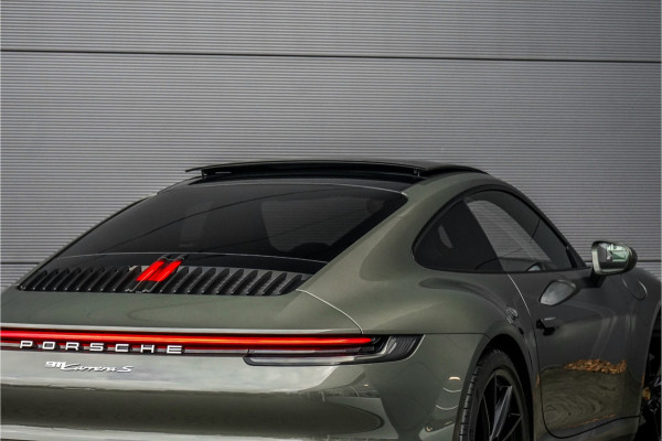 Porsche 911 3.0 Carrera S Pano Bose Sportuitlaat Aventurin Gruen