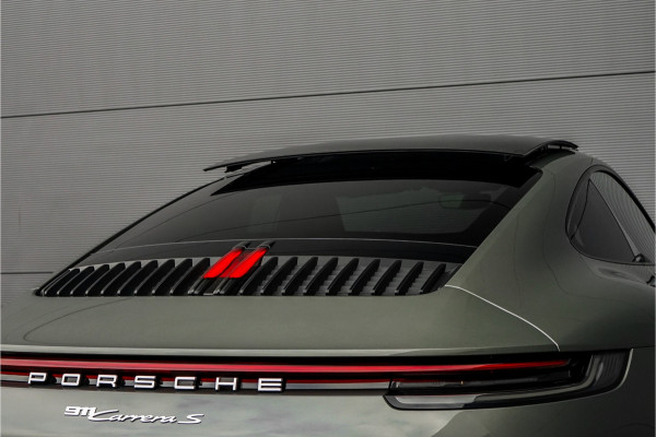 Porsche 911 3.0 Carrera S Pano Bose Sportuitlaat Aventurin Gruen