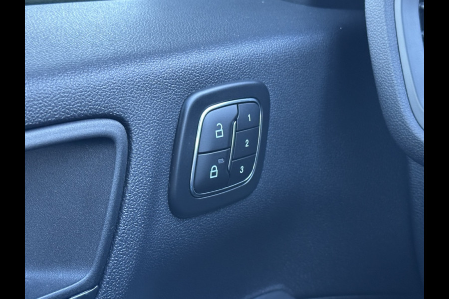 Ford Kuga 2.5 PHEV ST-Line X DRIVERPACK! WINTERPACK! TECHPACK!