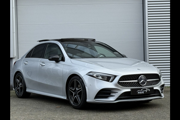 Mercedes-Benz A-Klasse 200 Launch Edition Premium | AMG Line | Panoramadak | LED Performance Mercedes-Benz A-Klasse 200 Launch Edition Premium | AMG Line | Panoramadak | LED Performance