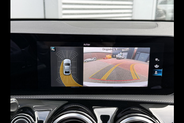Mercedes-Benz A-Klasse 200 Launch Edition Premium | AMG Line | Panoramadak | LED Performance Mercedes-Benz A-Klasse 200 Launch Edition Premium | AMG Line | Panoramadak | LED Performance
