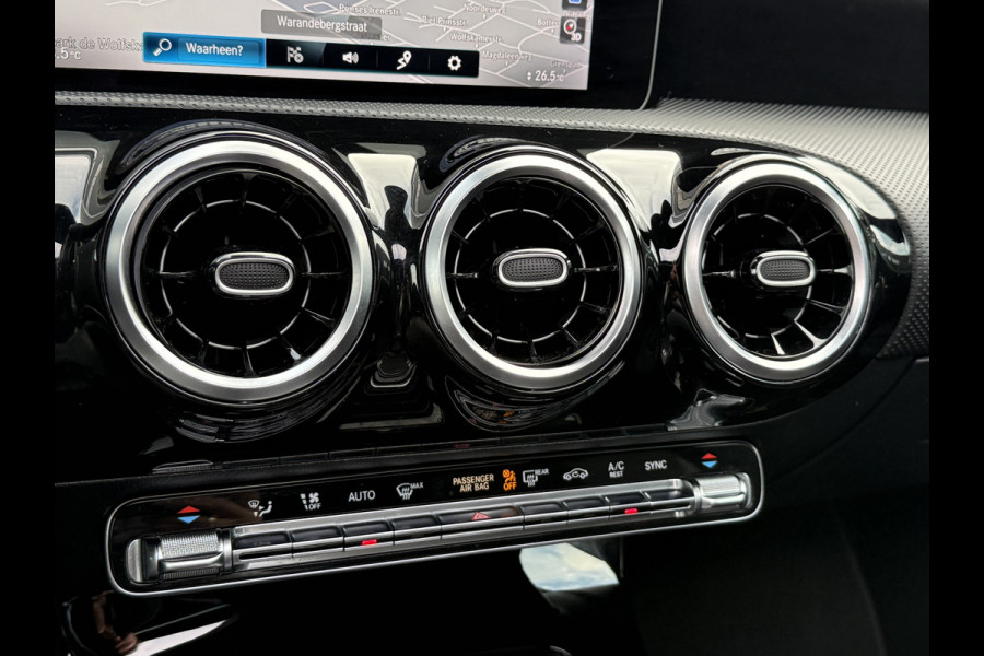 Mercedes-Benz A-Klasse 200 Launch Edition Premium | AMG Line | Panoramadak | LED Performance Mercedes-Benz A-Klasse 200 Launch Edition Premium | AMG Line | Panoramadak | LED Performance