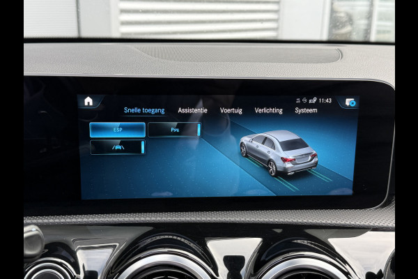 Mercedes-Benz A-Klasse 200 Launch Edition Premium | AMG Line | Panoramadak | LED Performance Mercedes-Benz A-Klasse 200 Launch Edition Premium | AMG Line | Panoramadak | LED Performance