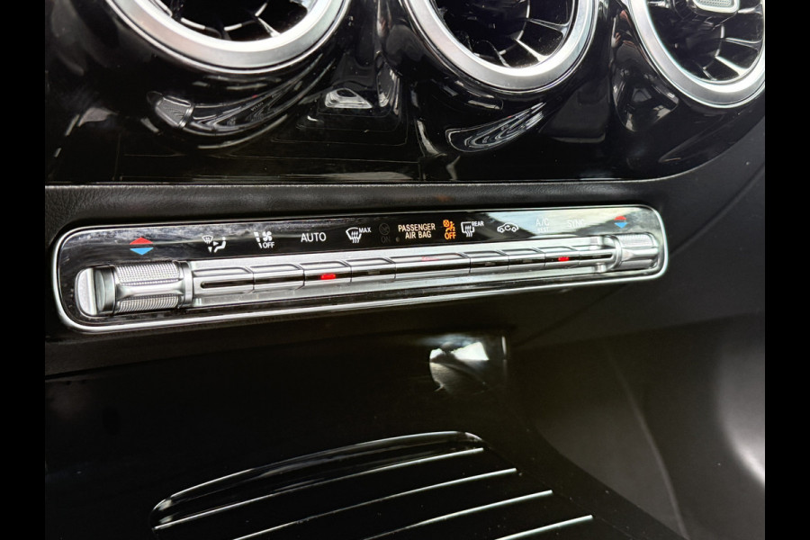 Mercedes-Benz A-Klasse 200 Launch Edition Premium | AMG Line | Panoramadak | LED Performance Mercedes-Benz A-Klasse 200 Launch Edition Premium | AMG Line | Panoramadak | LED Performance