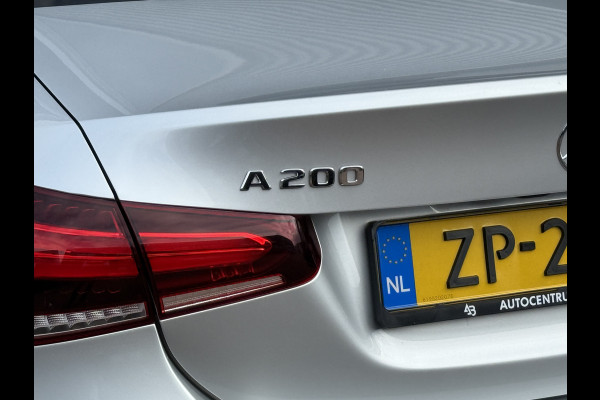 Mercedes-Benz A-Klasse 200 Launch Edition Premium | AMG Line | Panoramadak | LED Performance Mercedes-Benz A-Klasse 200 Launch Edition Premium | AMG Line | Panoramadak | LED Performance