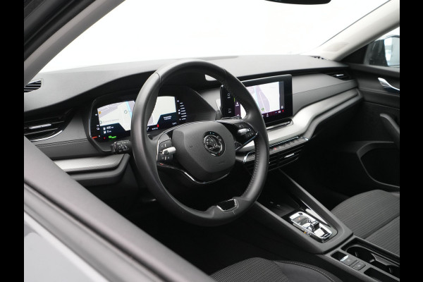 Škoda Octavia Combi 1.4 TSI iV 204pk PHEV Business Edition Navigatie Wegkl.trekhaal Pdc Virtual Cockpit Carplay 321 Škoda Octavia Combi 1.4 TSI iV 204pk PHEV Business Edition Navigatie Wegkl.trekhaal Pdc Virtual Cockpit Carplay 321