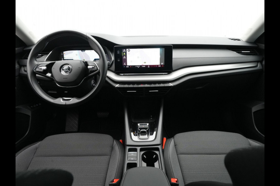 Škoda Octavia Combi 1.4 TSI iV 204pk PHEV Business Edition Navigatie Wegkl.trekhaal Pdc Virtual Cockpit Carplay 321 Škoda Octavia Combi 1.4 TSI iV 204pk PHEV Business Edition Navigatie Wegkl.trekhaal Pdc Virtual Cockpit Carplay 321
