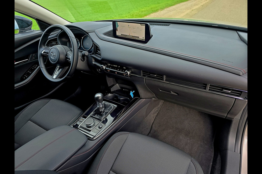 Mazda CX-30 2.5 e-SkyActiv-G M Hybrid Centre-line - 140 Pk - ParkeerCamera - Stoelverwarming - Navi Mazda CX-30 2.5 e-SkyActiv-G M Hybrid Centre-line - 140 Pk - ParkeerCamera - Stoelverwarming - Navi