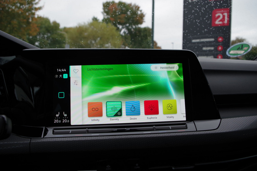 Volkswagen Golf 1.4 eHybrid GTE 245 PK PHEV, Adap. Cruise Control, LED, Camera, Stoelverwarming Volkswagen Golf 1.4 eHybrid GTE 245 PK PHEV, Adap. Cruise Control, LED, Camera, Stoelverwarming