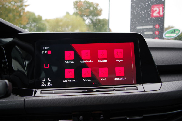 Volkswagen Golf 1.4 eHybrid GTE 245 PK PHEV, Adap. Cruise Control, LED, Camera, Stoelverwarming Volkswagen Golf 1.4 eHybrid GTE 245 PK PHEV, Adap. Cruise Control, LED, Camera, Stoelverwarming