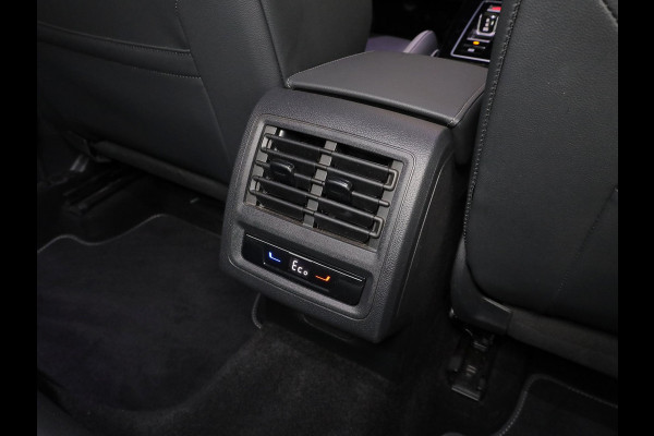Volkswagen Golf 1.5 eHybrid GTE 272 pk Automaat (DSG) | Sportpakket | Panoramadak | Lederen bekleding | Elektr. trekhaak | Parkeersensoren | Blackstyle | Stoelverwarming |