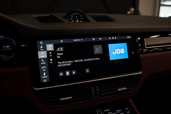 Porsche Cayenne 3.0 E-Hybrid *Sport-Chrono / PASM / Panorama / BOSE / Soft-Close / Surround-view* Porsche Cayenne 3.0 E-Hybrid *Sport-Chrono / PASM / Panorama / BOSE / Soft-Close / Surround-view*