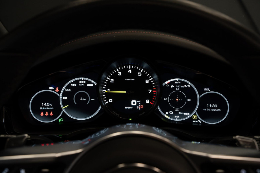 Porsche Cayenne 3.0 E-Hybrid *Sport-Chrono / PASM / Panorama / BOSE / Soft-Close / Surround-view* Porsche Cayenne 3.0 E-Hybrid *Sport-Chrono / PASM / Panorama / BOSE / Soft-Close / Surround-view*