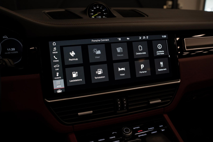 Porsche Cayenne 3.0 E-Hybrid *Sport-Chrono / PASM / Panorama / BOSE / Soft-Close / Surround-view* Porsche Cayenne 3.0 E-Hybrid *Sport-Chrono / PASM / Panorama / BOSE / Soft-Close / Surround-view*