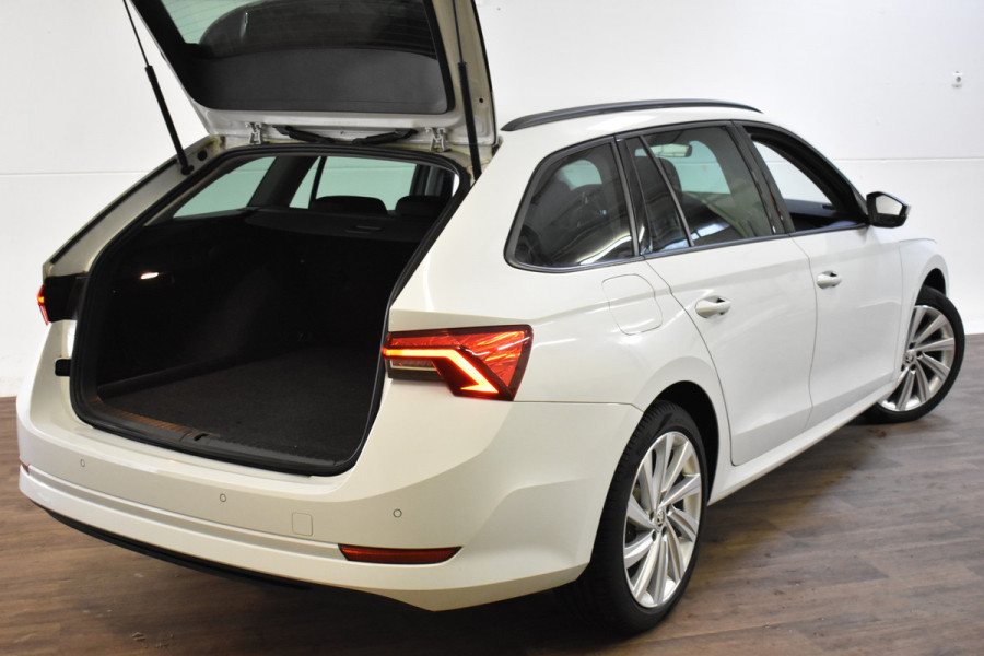 Škoda Octavia Combi TSI iV PHEV 204PK DSG HYBRID BUSINESS NAVI/CARPLAY/PDC Škoda Octavia Combi TSI iV PHEV 204PK DSG HYBRID BUSINESS NAVI/CARPLAY/PDC