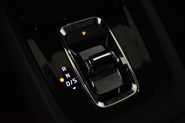 Škoda Octavia Combi TSI iV PHEV 204PK DSG HYBRID BUSINESS NAVI/CARPLAY/PDC Škoda Octavia Combi TSI iV PHEV 204PK DSG HYBRID BUSINESS NAVI/CARPLAY/PDC