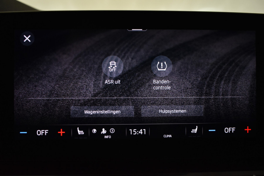 Škoda Octavia Combi TSI iV PHEV 204PK DSG HYBRID BUSINESS NAVI/CARPLAY/PDC Škoda Octavia Combi TSI iV PHEV 204PK DSG HYBRID BUSINESS NAVI/CARPLAY/PDC