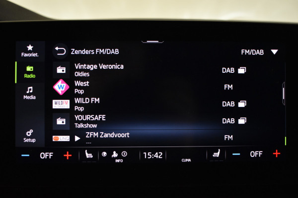 Škoda Octavia Combi TSI iV PHEV 204PK DSG HYBRID BUSINESS NAVI/CARPLAY/PDC Škoda Octavia Combi TSI iV PHEV 204PK DSG HYBRID BUSINESS NAVI/CARPLAY/PDC