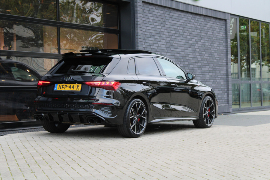 Audi S3 Sportback 2.0 TFSI S3 quattro | PANO | MEMORY | KEYLESS | B&O | RS-VELGEN | MAXTON | ACC | Audi S3 Sportback 2.0 TFSI S3 quattro | PANO | MEMORY | KEYLESS | B&O | RS-VELGEN | MAXTON | ACC |