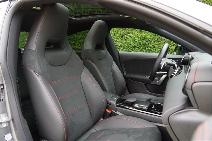 Mercedes-Benz CLA-Klasse CLA 250 e Coupé AMG Line Night | Pano Multibeam Sound Night Mercedes-Benz CLA-Klasse CLA 250 e Coupé AMG Line Night | Pano Multibeam Sound Night