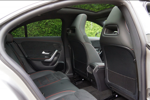 Mercedes-Benz CLA-Klasse CLA 250 e Coupé AMG Line Night | Pano Multibeam Sound Night Mercedes-Benz CLA-Klasse CLA 250 e Coupé AMG Line Night | Pano Multibeam Sound Night