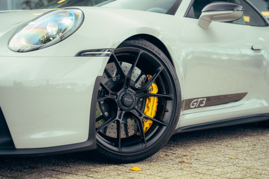 Porsche 911 4.0 GT3 ** Clubsport ** PPF ** PCCB ** Lift ** Carbon Dak ** PTV Plus ** 4-wiel sturing NP 295K ** NL geleverd ** NAP Porsche 911 4.0 GT3 ** Clubsport ** PPF ** PCCB ** Lift ** Carbon Dak ** PTV Plus ** 4-wiel sturing NP 295K ** NL geleverd ** NAP