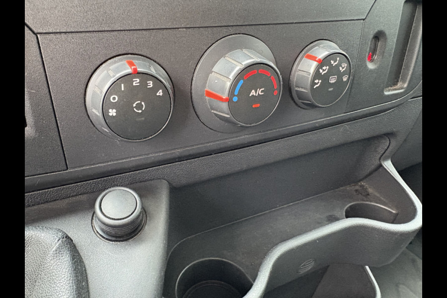 Renault Master T35 2.3 dCi 145pk Euro6 L2H2 Energy CAMERA/DAB/NAVI/CRUISE/PDC/TREKHAAK2.500KG Renault Master T35 2.3 dCi 145pk Euro6 L2H2 Energy CAMERA/DAB/NAVI/CRUISE/PDC/TREKHAAK2.500KG