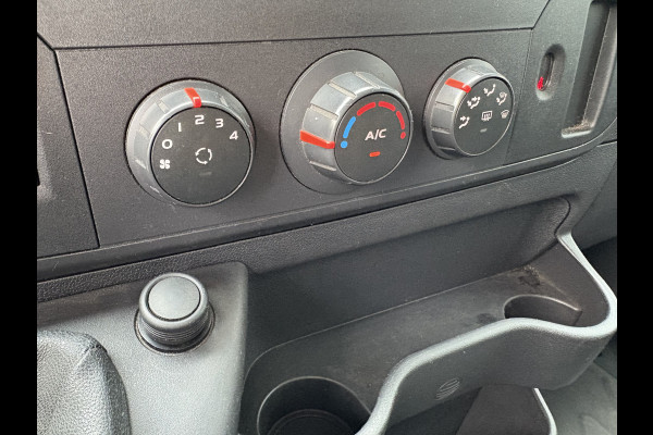 Renault Master T35 2.3 dCi 145pk Euro6 L2H2 Energy CAMERA/DAB/NAVI/CRUISE/PDC/TREKHAAK2.500KG Renault Master T35 2.3 dCi 145pk Euro6 L2H2 Energy CAMERA/DAB/NAVI/CRUISE/PDC/TREKHAAK2.500KG