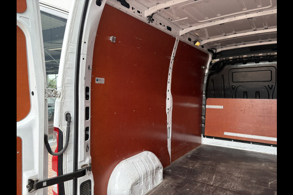 Renault Master T35 2.3 dCi 145pk Euro6 L2H2 Energy CAMERA/DAB/NAVI/CRUISE/PDC/TREKHAAK2.500KG Renault Master T35 2.3 dCi 145pk Euro6 L2H2 Energy CAMERA/DAB/NAVI/CRUISE/PDC/TREKHAAK2.500KG