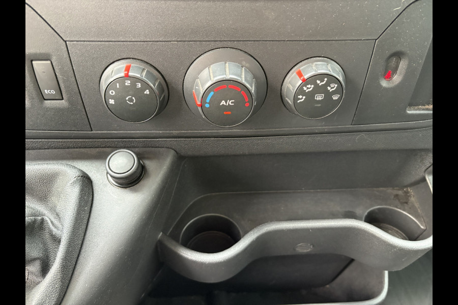 Renault Master T35 2.3 dCi 145pk Euro6 L2H2 Energy CAMERA/DAB/NAVI/CRUISE/PDC/TREKHAAK2.500KG Renault Master T35 2.3 dCi 145pk Euro6 L2H2 Energy CAMERA/DAB/NAVI/CRUISE/PDC/TREKHAAK2.500KG