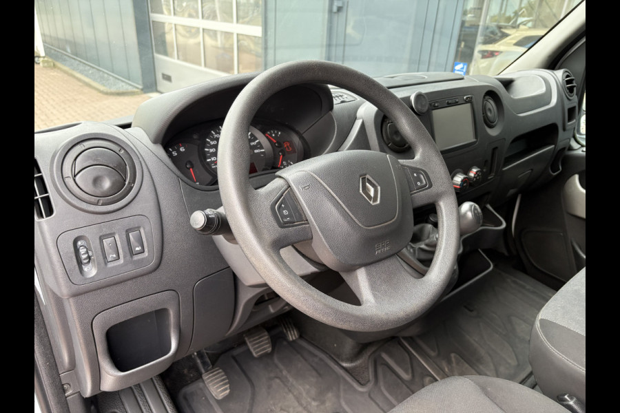 Renault Master T35 2.3 dCi 145pk Euro6 L2H2 Energy CAMERA/DAB/NAVI/CRUISE/PDC/TREKHAAK2.500KG Renault Master T35 2.3 dCi 145pk Euro6 L2H2 Energy CAMERA/DAB/NAVI/CRUISE/PDC/TREKHAAK2.500KG