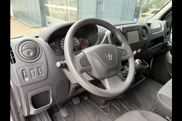 Renault Master T35 2.3 dCi 145pk Euro6 L2H2 Energy CAMERA/DAB/NAVI/CRUISE/PDC/TREKHAAK2.500KG Renault Master T35 2.3 dCi 145pk Euro6 L2H2 Energy CAMERA/DAB/NAVI/CRUISE/PDC/TREKHAAK2.500KG