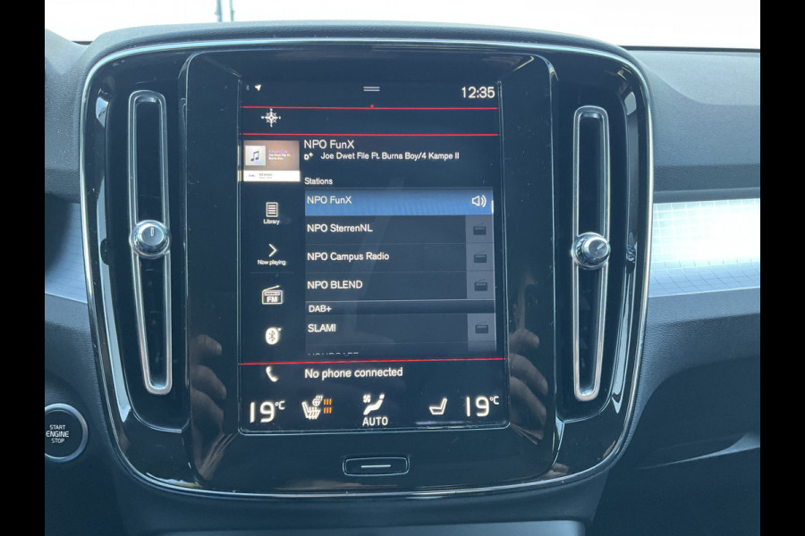 Volvo XC40 1.5 T4 Recharge Inscription Stoel.Stuurverw. Carplay 1Eig Plug-in PHEV Volvo XC40 1.5 T4 Recharge Inscription Stoel.Stuurverw. Carplay 1Eig Plug-in PHEV