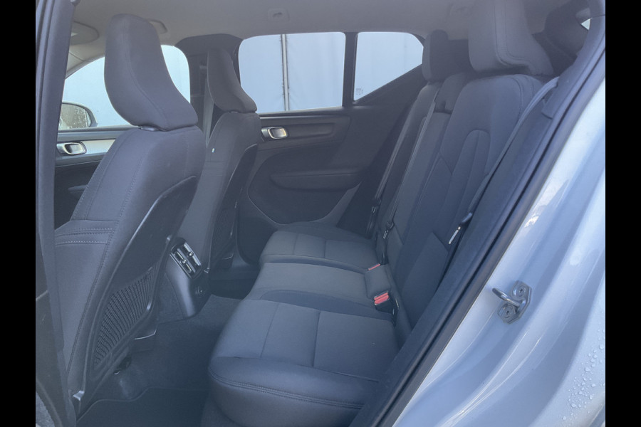 Volvo XC40 1.5 T4 Recharge Inscription Stoel.Stuurverw. Carplay 1Eig Plug-in PHEV Volvo XC40 1.5 T4 Recharge Inscription Stoel.Stuurverw. Carplay 1Eig Plug-in PHEV
