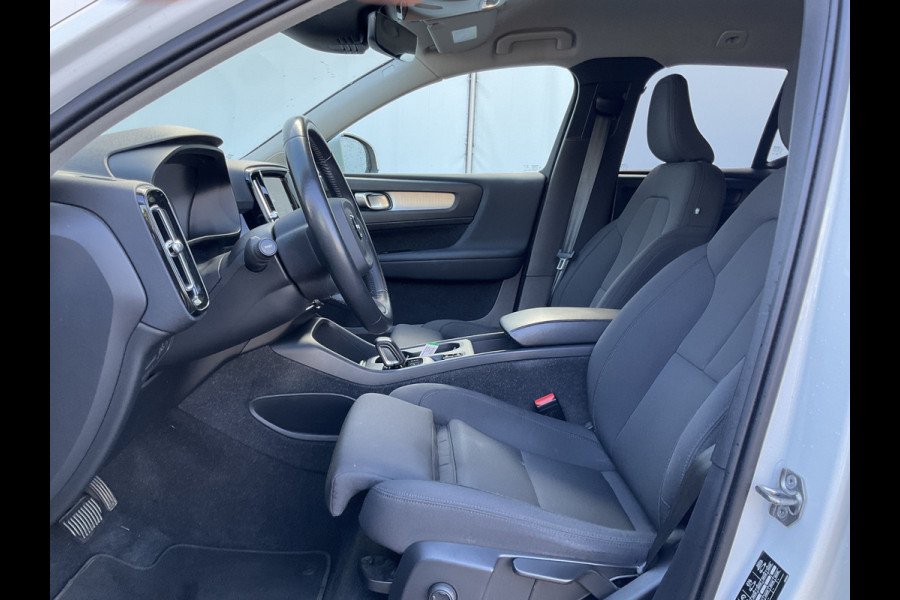Volvo XC40 1.5 T4 Recharge Inscription Stoel.Stuurverw. Carplay 1Eig Plug-in PHEV Volvo XC40 1.5 T4 Recharge Inscription Stoel.Stuurverw. Carplay 1Eig Plug-in PHEV