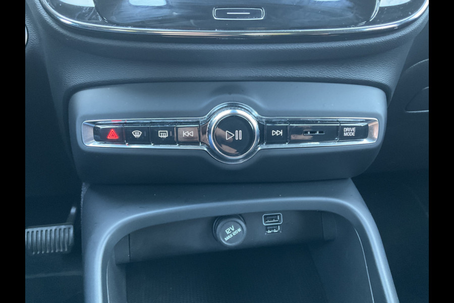 Volvo XC40 1.5 T4 Recharge Inscription Stoel.Stuurverw. Carplay 1Eig Plug-in PHEV Volvo XC40 1.5 T4 Recharge Inscription Stoel.Stuurverw. Carplay 1Eig Plug-in PHEV
