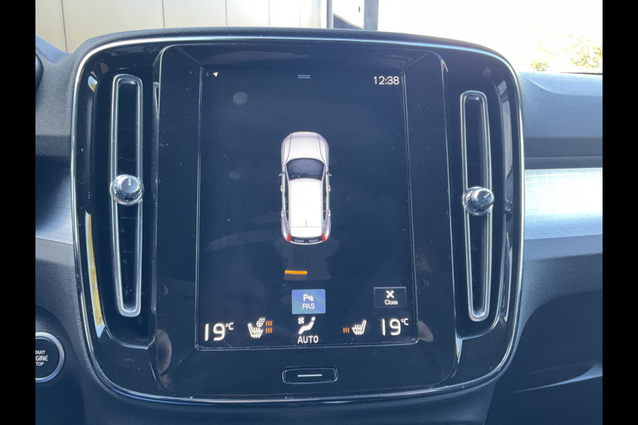 Volvo XC40 1.5 T4 Recharge Inscription Stoel.Stuurverw. Carplay 1Eig Plug-in PHEV Volvo XC40 1.5 T4 Recharge Inscription Stoel.Stuurverw. Carplay 1Eig Plug-in PHEV