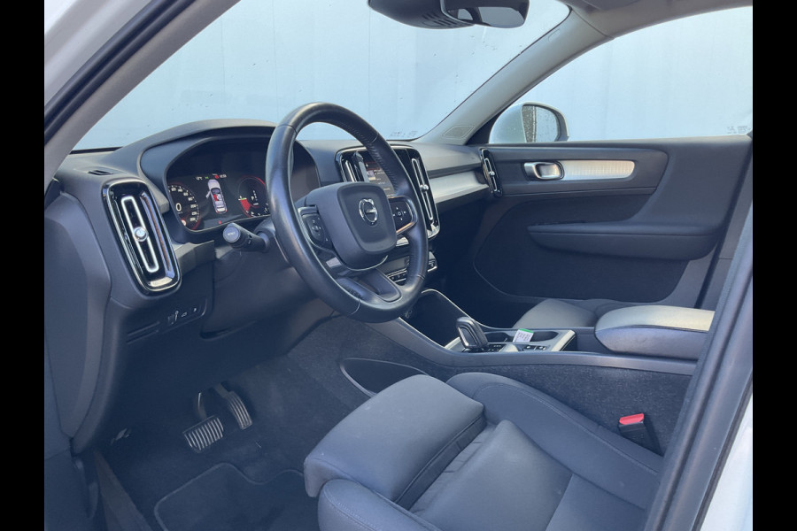 Volvo XC40 1.5 T4 Recharge Inscription Stoel.Stuurverw. Carplay 1Eig Plug-in PHEV Volvo XC40 1.5 T4 Recharge Inscription Stoel.Stuurverw. Carplay 1Eig Plug-in PHEV