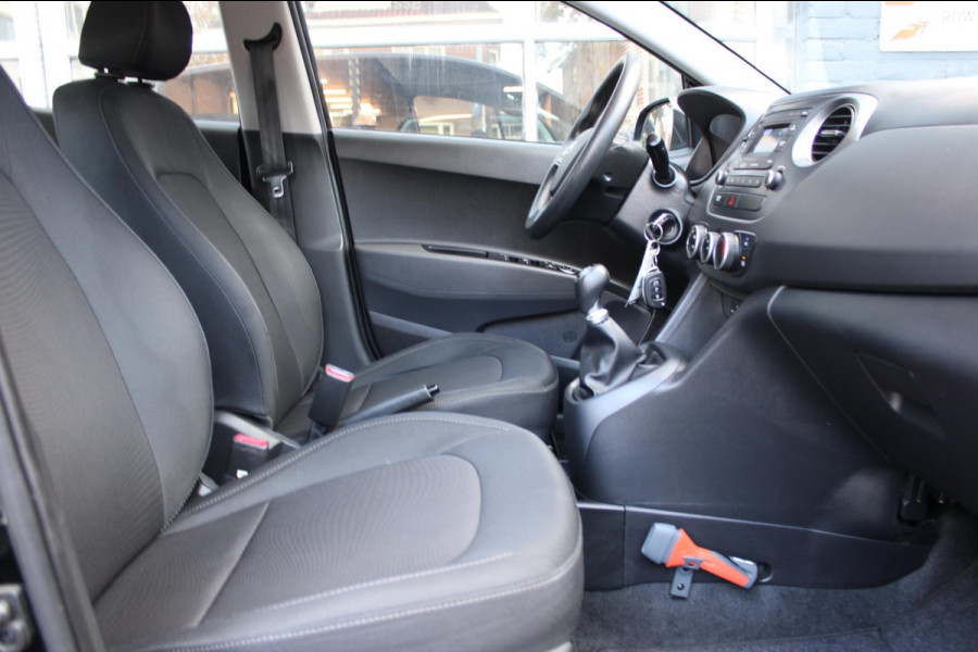 Hyundai i10 1.0i Comfort Airco Bluetooth Nap Hyundai i10 1.0i Comfort Airco Bluetooth Nap