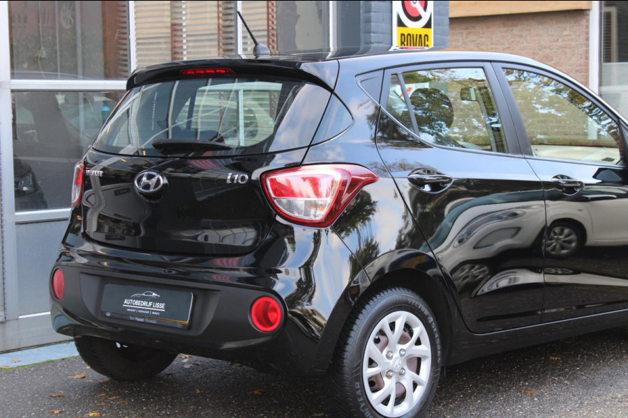 Hyundai i10 1.0i Comfort Airco Bluetooth Nap Hyundai i10 1.0i Comfort Airco Bluetooth Nap