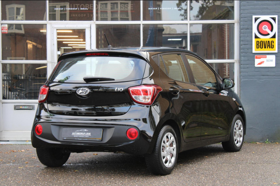 Hyundai i10 1.0i Comfort Airco Bluetooth Nap Hyundai i10 1.0i Comfort Airco Bluetooth Nap