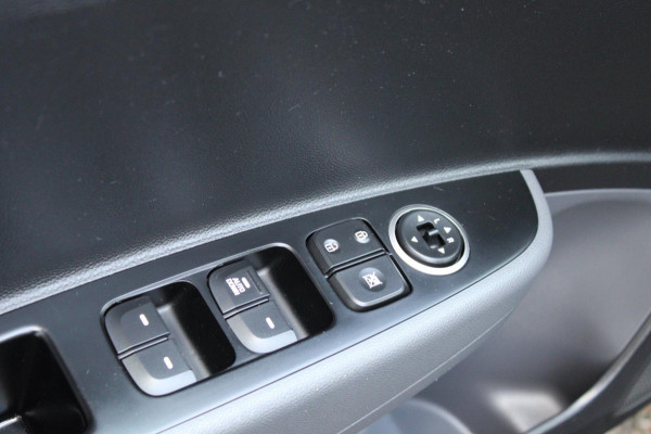 Hyundai i10 1.0i Comfort Airco Bluetooth Nap Hyundai i10 1.0i Comfort Airco Bluetooth Nap