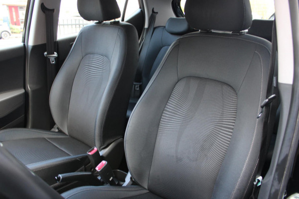 Hyundai i10 1.0i Comfort Airco Bluetooth Nap Hyundai i10 1.0i Comfort Airco Bluetooth Nap