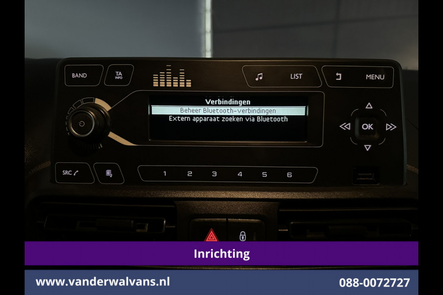 Opel Combo 1.5D 102pk L2H1 Inrichting Euro6 Airco | 2x Zijdeur | Trekhaak | Cruisecontrol Parkeersensoren Opel Combo 1.5D 102pk L2H1 Inrichting Euro6 Airco | 2x Zijdeur | Trekhaak | Cruisecontrol Parkeersensoren