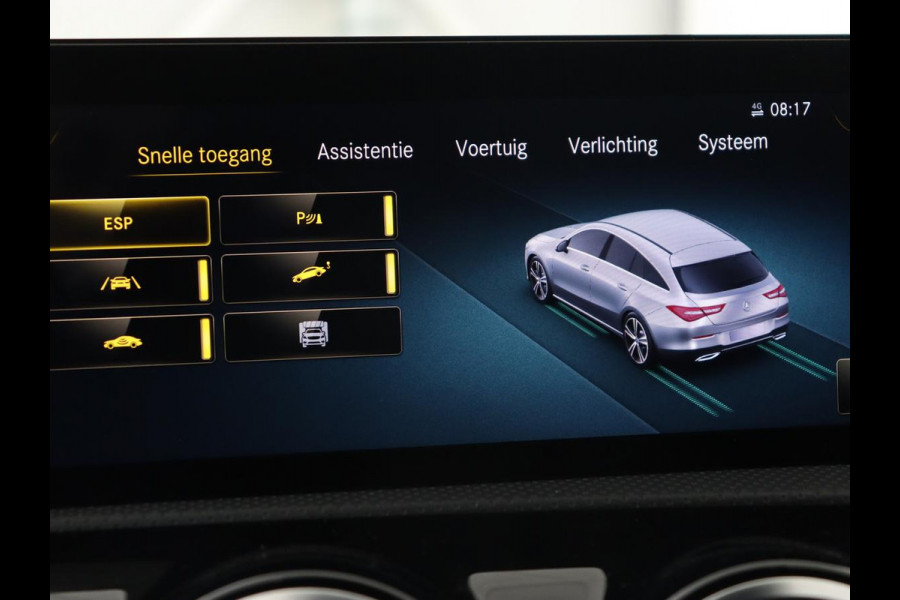 Mercedes-Benz CLA-Klasse 180d Business Solution AMG | Stoelverwarming | Carplay | Camera | Leder/Alcantara | Navigatie | Widescreen | Sfeerverlichting | Designo Mountaingrijs Magno Mercedes-Benz CLA-Klasse 180d Business Solution AMG | Stoelverwarming | Carplay | Camera | Leder/Alcantara | Navigatie | Widescreen | Sfeerverlichting | Designo Mountaingrijs Magno
