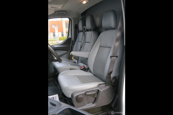 Ford Transit Custom 340 2.0TDCI 130pk L2 Trend 1e eig. Camera Ford Transit Custom 340 2.0TDCI 130pk L2 Trend 1e eig. Camera