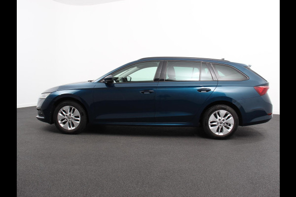 Škoda Octavia Combi 1.0 TSI 110pk Business Edition | Navigatie | Digitale Cockpit | Lichtmetalen velgen | Climate Control | Camera | Cruise control Škoda Octavia Combi 1.0 TSI 110pk Business Edition | Navigatie | Digitale Cockpit | Lichtmetalen velgen | Climate Control | Camera | Cruise control
