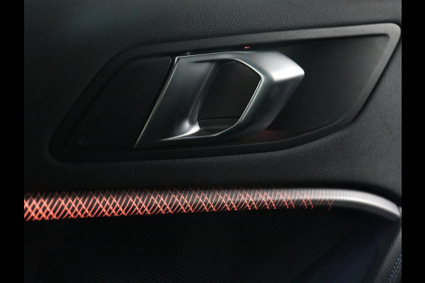 BMW 2 Serie Gran Coupé 218i M Sport | Sportstoelen | Camera | Carplay | Live Cockpit | Half leder | Navigatie | Sfeerverlichting | Full LED | Climate control